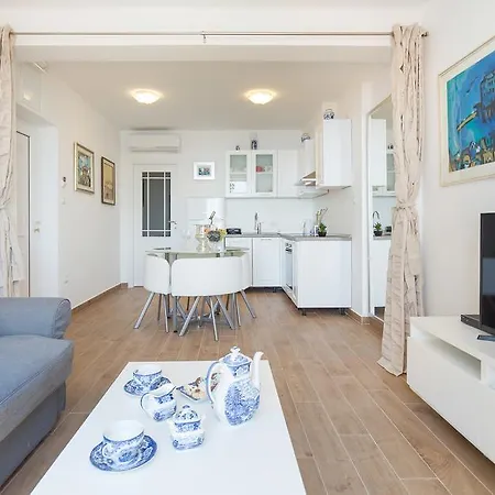 Apartment Majestic *
